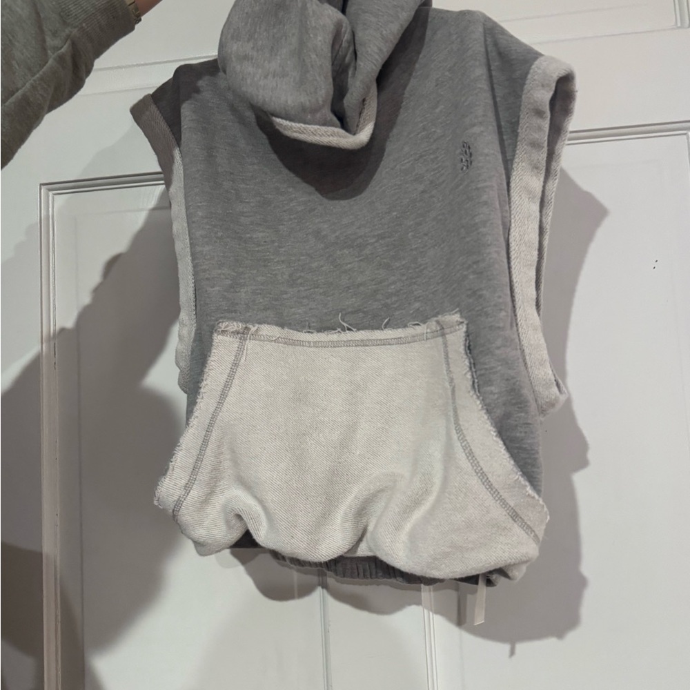 Free People Movement Sleeveless Hooded Sweatshirt Tank with Front Pocket size S - Picture 3 of 7
